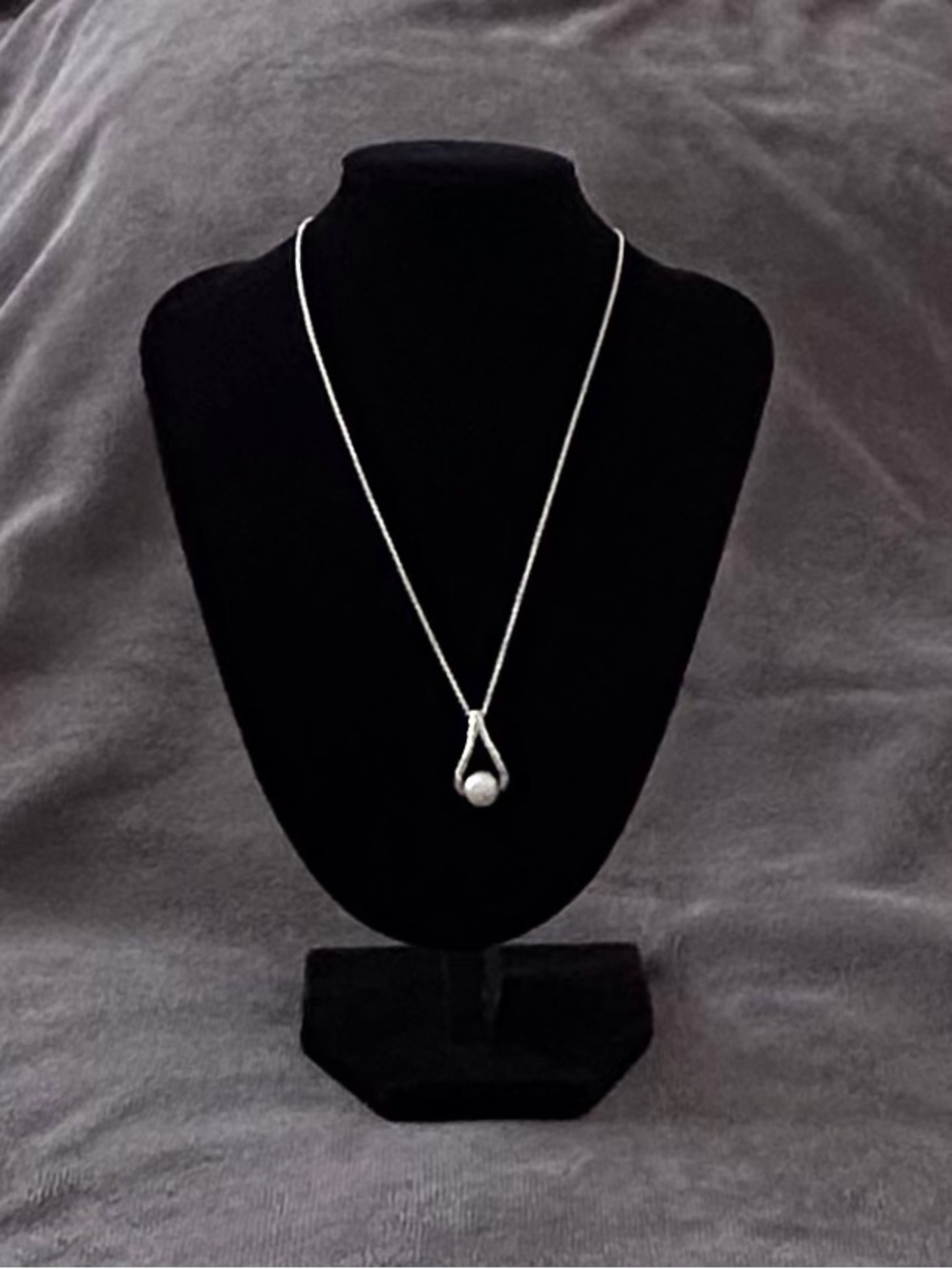 Grace & Heart Pearl of Joy Necklace in Sterling Silver